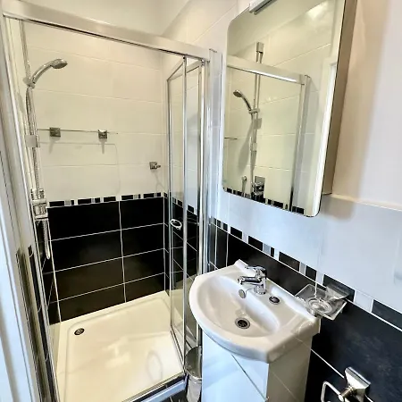 Holiday home Riverside House - With Parking *