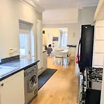 Riverside House - With Parking *